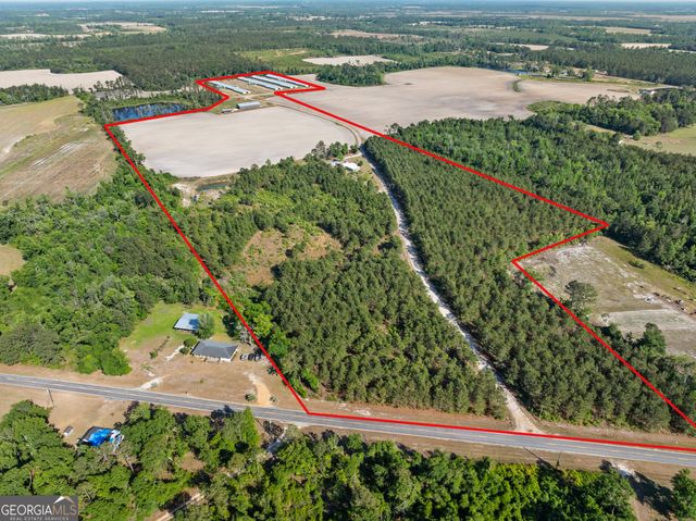 40 Azalea Drive, Hazlehurst, GA 31539