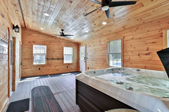 49 Pleasant Street, Ludlow, VT 05149