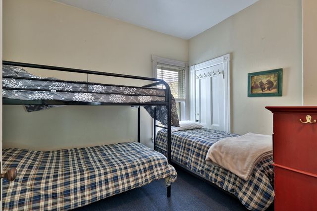 49 Pleasant Street, Ludlow, VT 05149