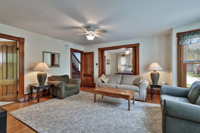 49 Pleasant Street, Ludlow, VT 05149