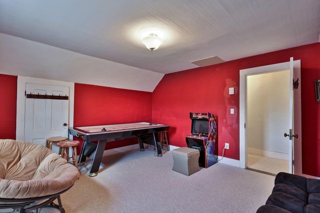 49 Pleasant Street, Ludlow, VT 05149