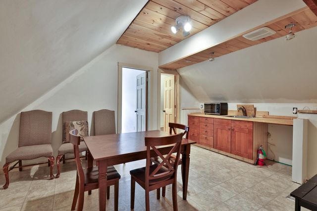 49 Pleasant Street, Ludlow, VT 05149