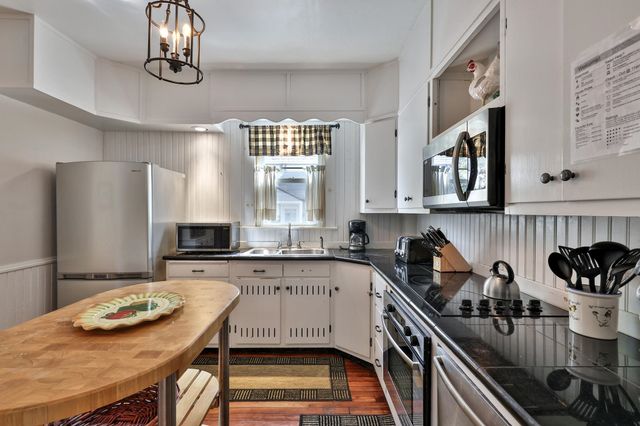 49 Pleasant Street, Ludlow, VT 05149