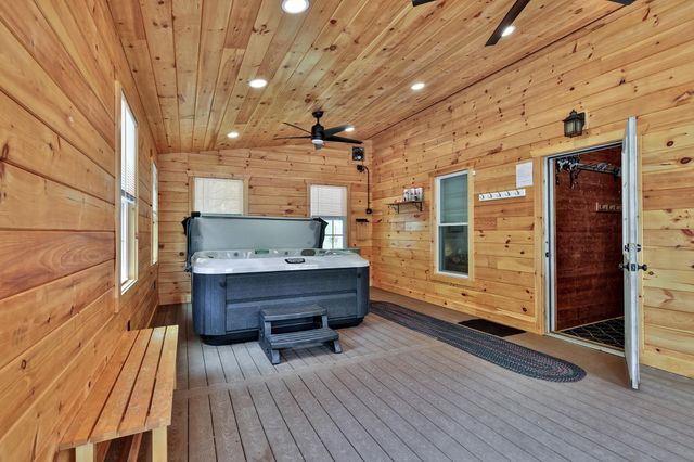 49 Pleasant Street, Ludlow, VT 05149