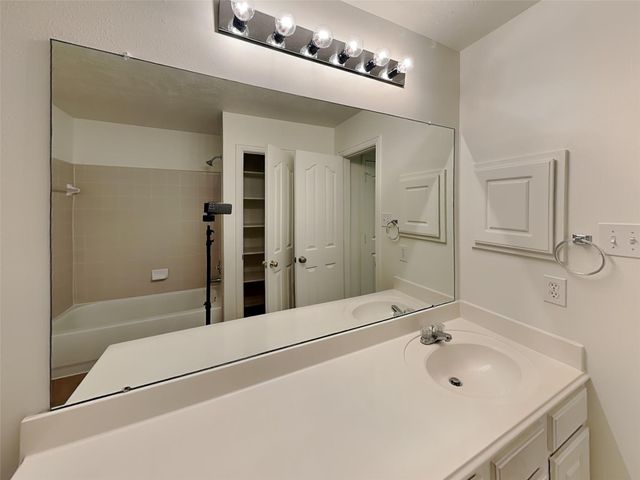 814 Spring Source Place, Spring, TX 77373
