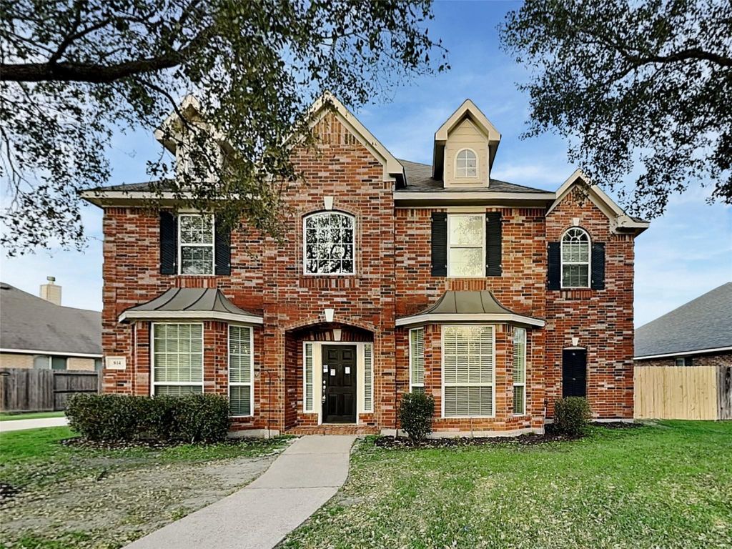 814 Spring Source Place, Spring, TX 77373