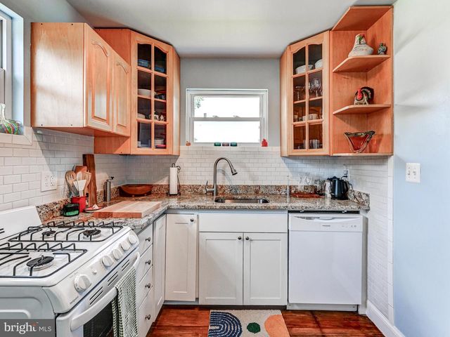 7611 SPARROWS POINT, Sparrows Point, MD 21219