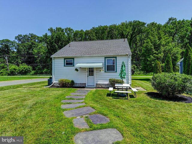 7611 SPARROWS POINT, Sparrows Point, MD 21219