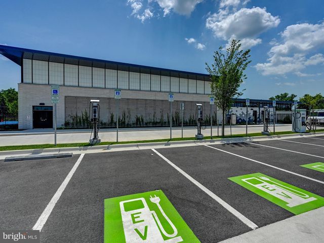 7611 SPARROWS POINT, Sparrows Point, MD 21219