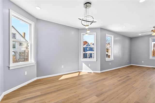 600 E 14th Ave, Munhall, PA 15120