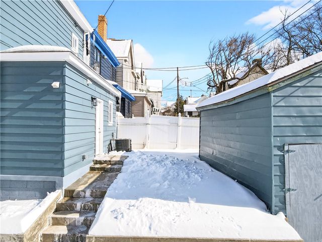 600 E 14th Ave, Munhall, PA 15120