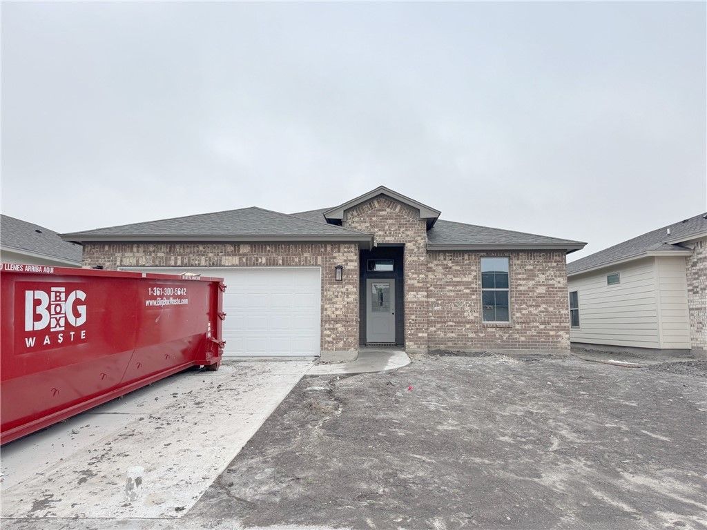 2670 Lady Andrea, Corpus Christi, TX 78415