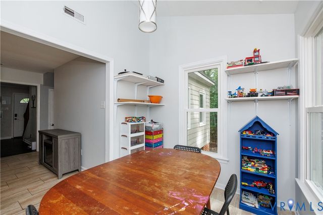 25 Natural Bridge Ct, Chesterfield, VA 23236