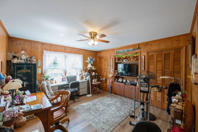 738 N Broad St, Lexington, TN 38351