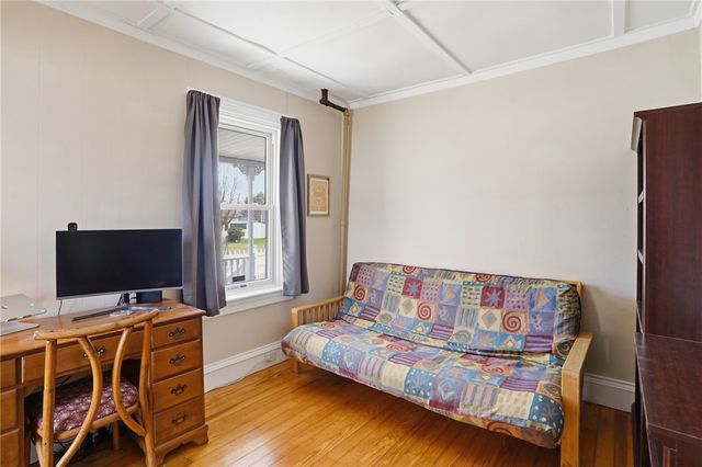 77 Majestic Avenue, Warwick, RI 02888