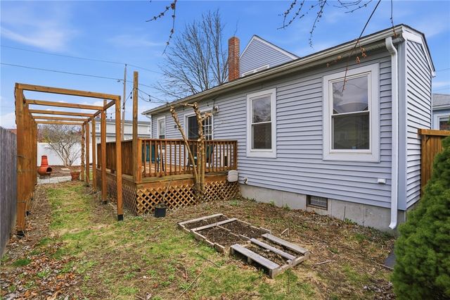 77 Majestic Avenue, Warwick, RI 02888