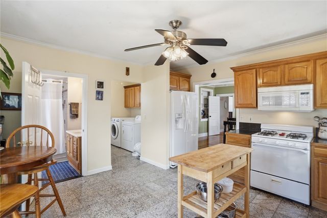 77 Majestic Avenue, Warwick, RI 02888