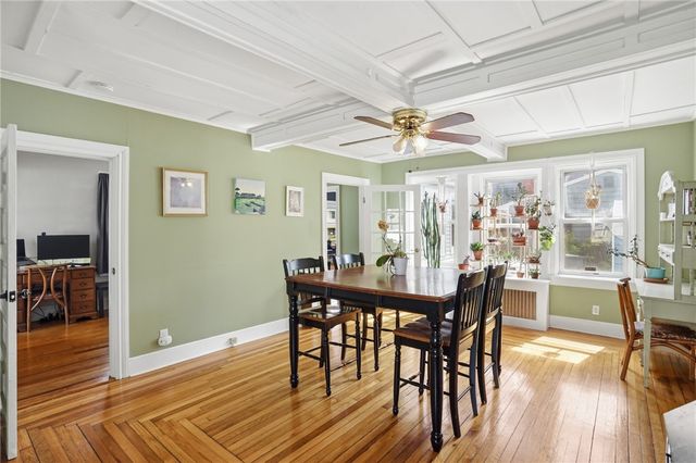 77 Majestic Avenue, Warwick, RI 02888