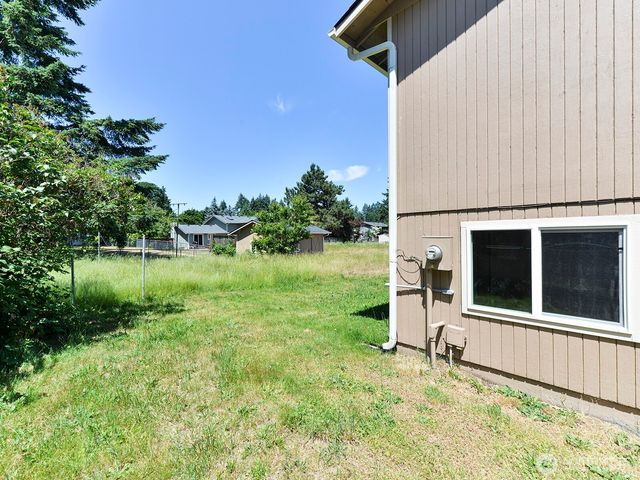 1501 154th Street E, Tacoma, WA 98445