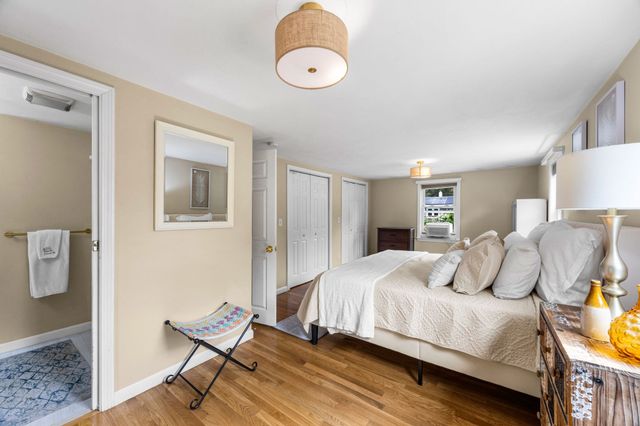 33 Lakefield Rd, Yarmouth, MA 02664