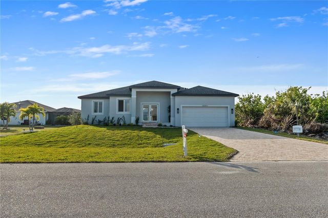 10071 KINGSVILLE DRIVE, Port Charlotte, FL 33981