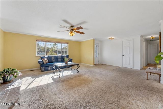 320 E Gault Way, Sparks, NV 89431