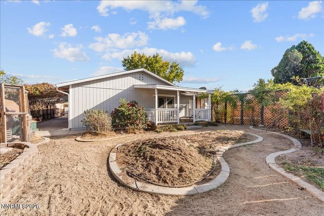 320 E Gault Way, Sparks, NV 89431