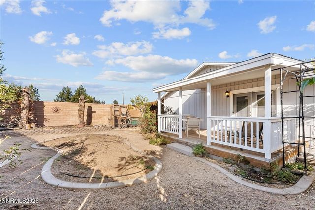 320 E Gault Way, Sparks, NV 89431