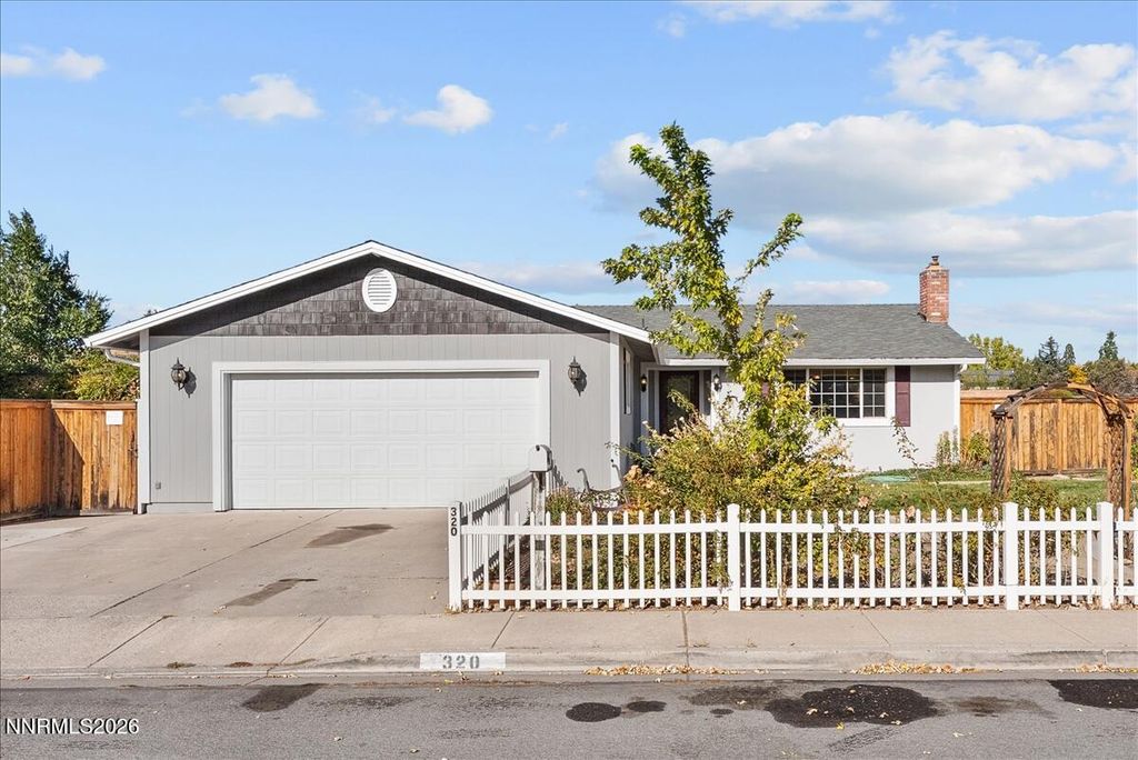 320 E Gault Way, Sparks, NV 89431