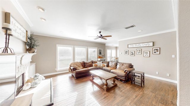 406 Goodnight Trail, Argyle, TX 76226
