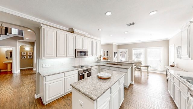406 Goodnight Trail, Argyle, TX 76226
