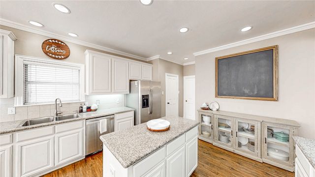 406 Goodnight Trail, Argyle, TX 76226