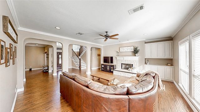 406 Goodnight Trail, Argyle, TX 76226
