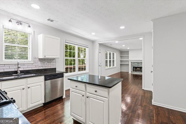3360 Pierce Arrow Circle, Suwanee, GA 30024