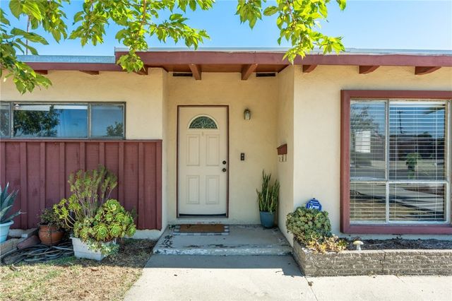 1454 W J, Ontario, CA 91762