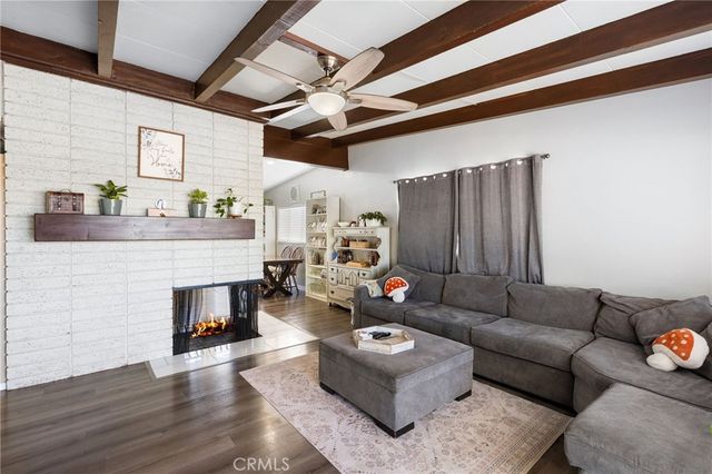 1454 W J, Ontario, CA 91762