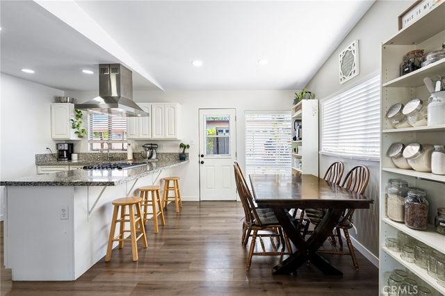 1454 W J, Ontario, CA 91762