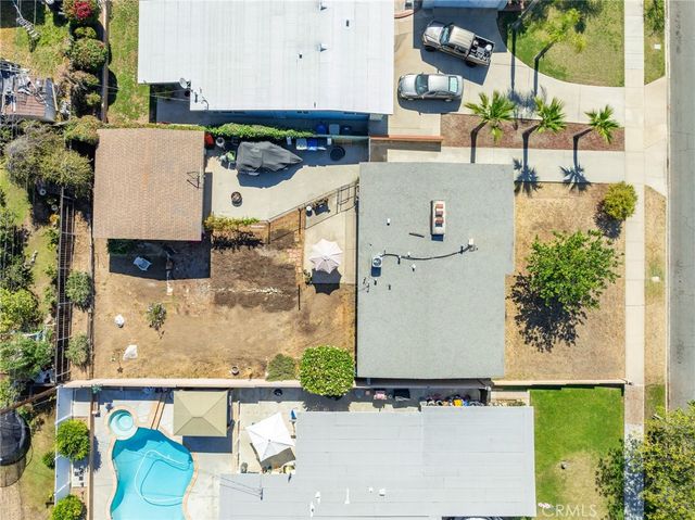1454 W J, Ontario, CA 91762