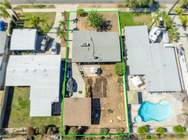1454 W J, Ontario, CA 91762