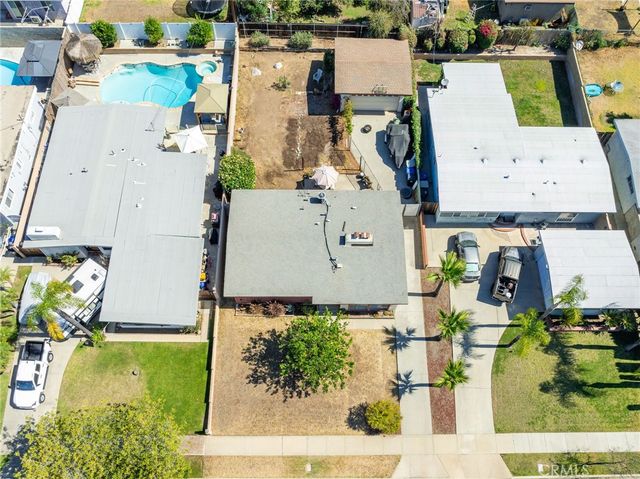 1454 W J, Ontario, CA 91762
