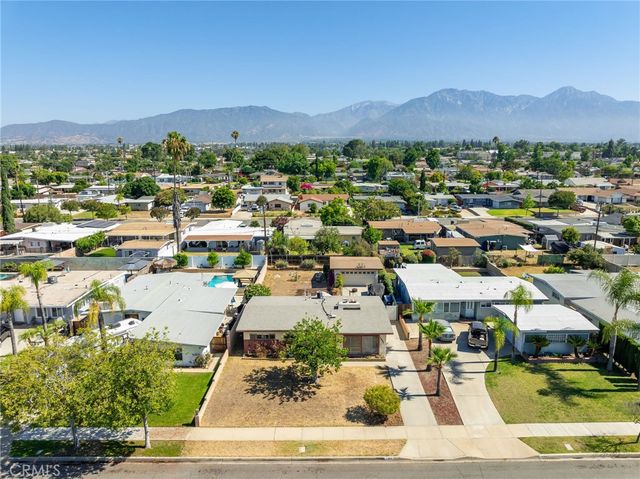1454 W J, Ontario, CA 91762