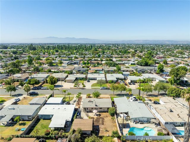 1454 W J, Ontario, CA 91762