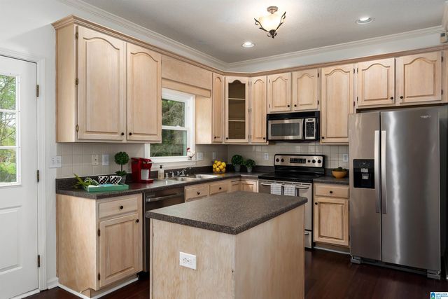 6040 WOODVALE ROAD, Helena, AL 35080