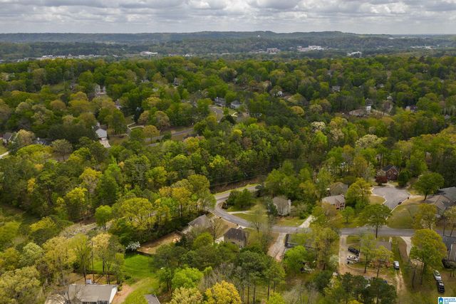 6040 WOODVALE ROAD, Helena, AL 35080