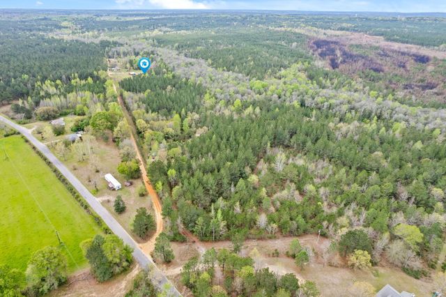 173 R Thompson Rd., Lumberton, MS 39455