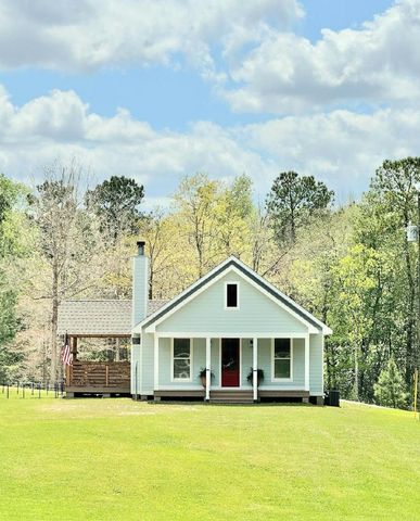 173 R Thompson Rd., Lumberton, MS 39455