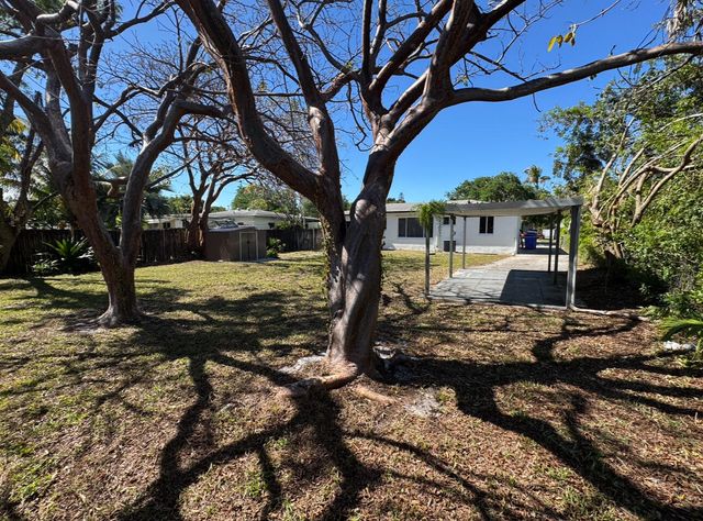 2648 Washington Street, Hollywood, FL 33020