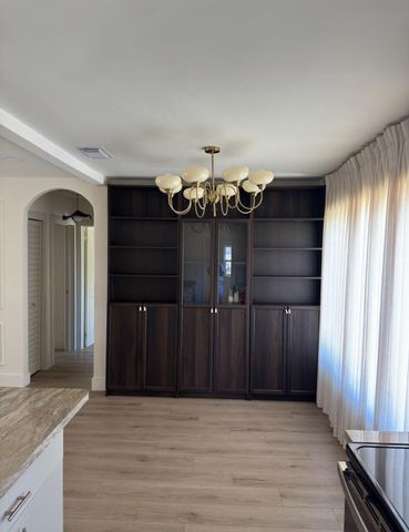 2648 Washington Street, Hollywood, FL 33020