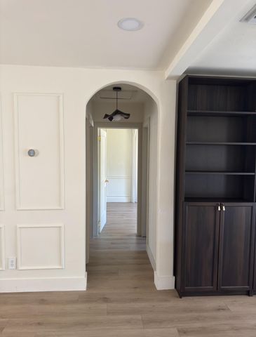 2648 Washington Street, Hollywood, FL 33020