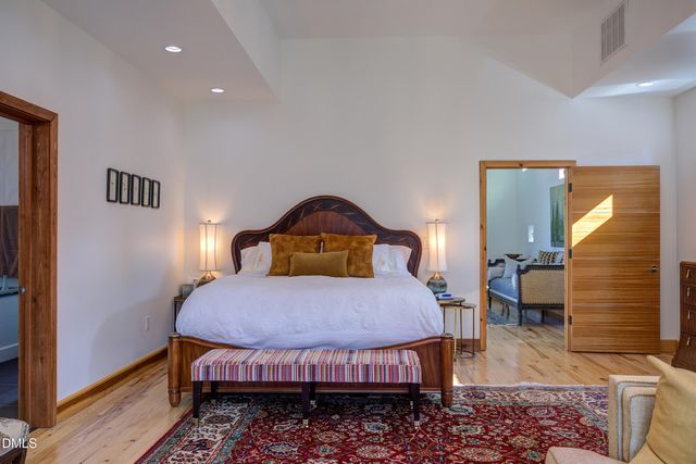 707 Chamberlain Street, Raleigh, NC 27607